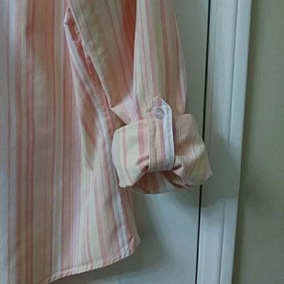 Button down top - Picture 1 of 5